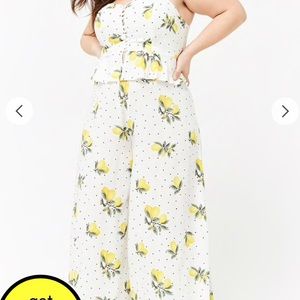 Brand new forever 21 lemon pants